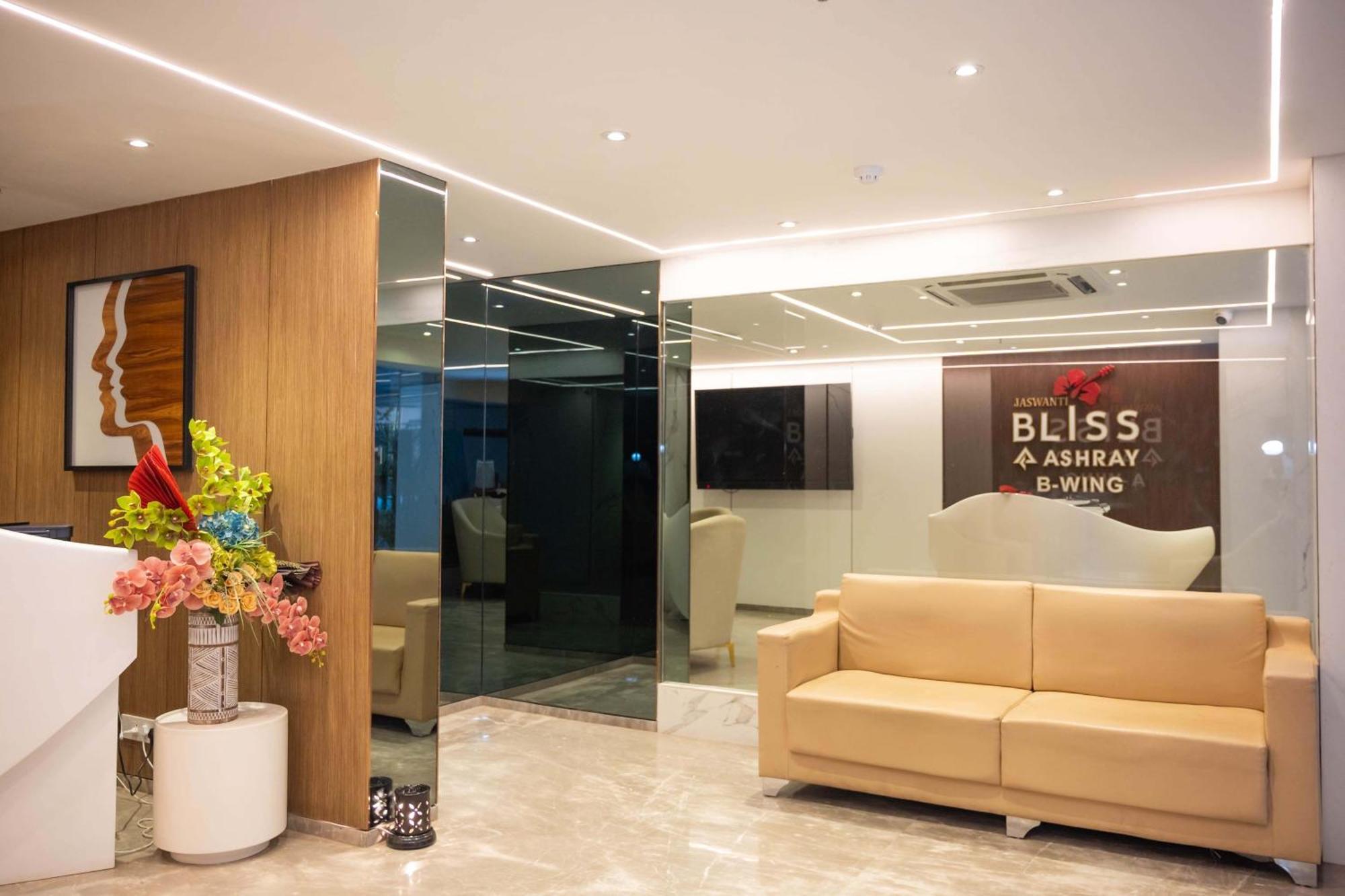 Z Bliss Suites, Bkc Bombay Exterior foto